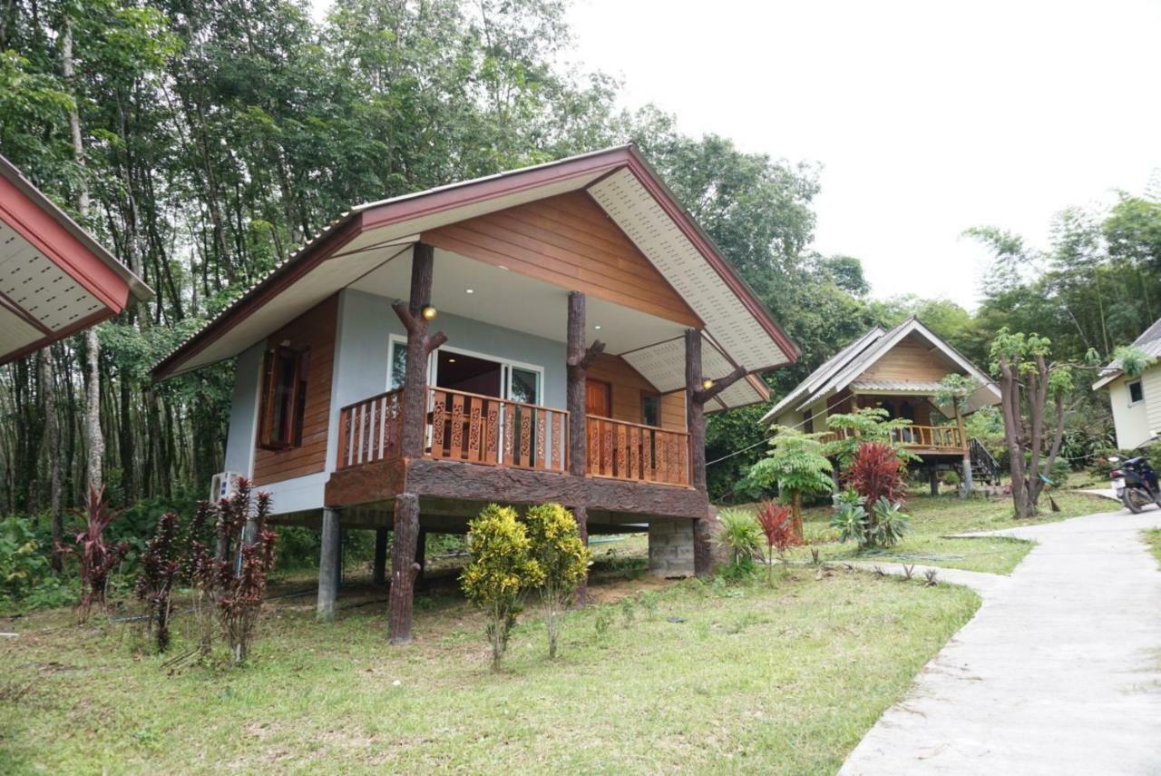 Mookanda Bungalow Ko Yao Noi Exteriör bild
