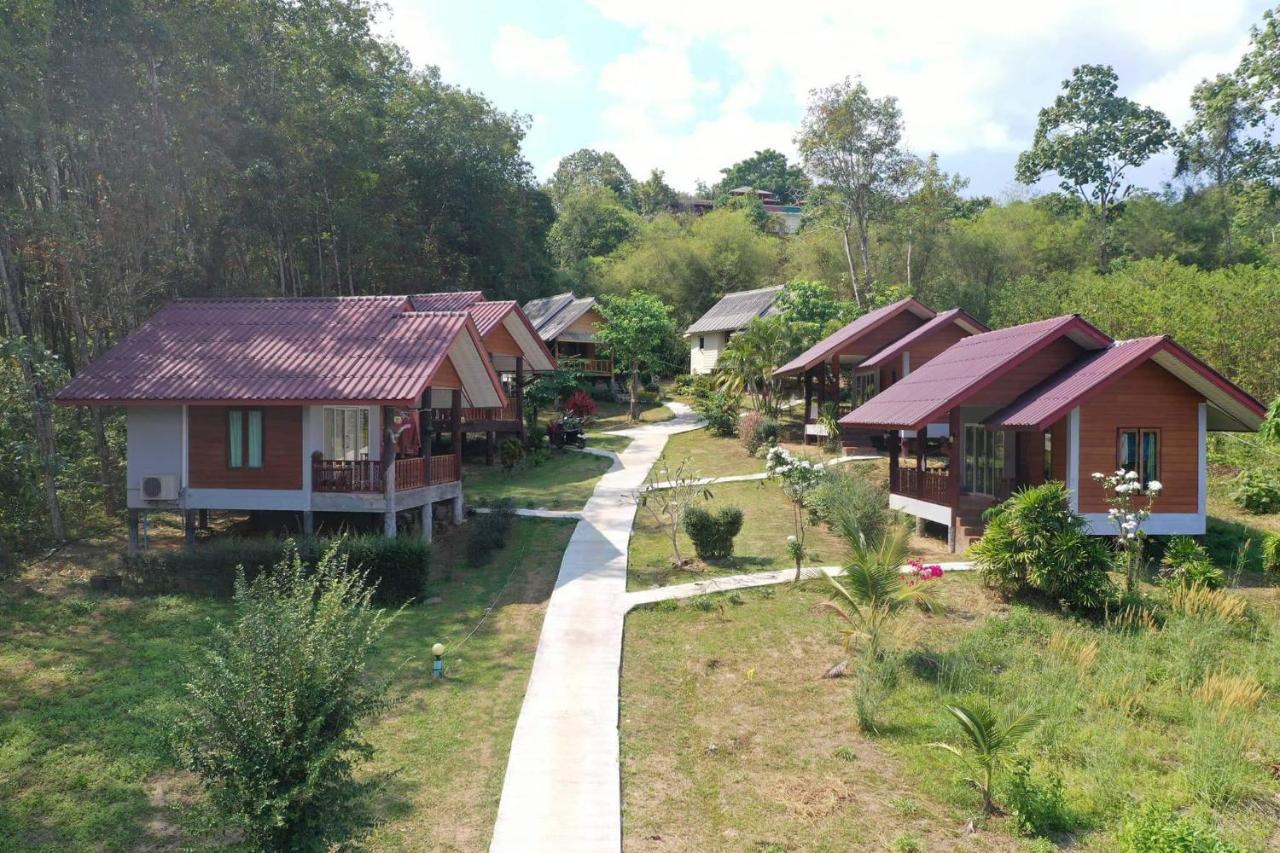 Mookanda Bungalow Ko Yao Noi Exteriör bild